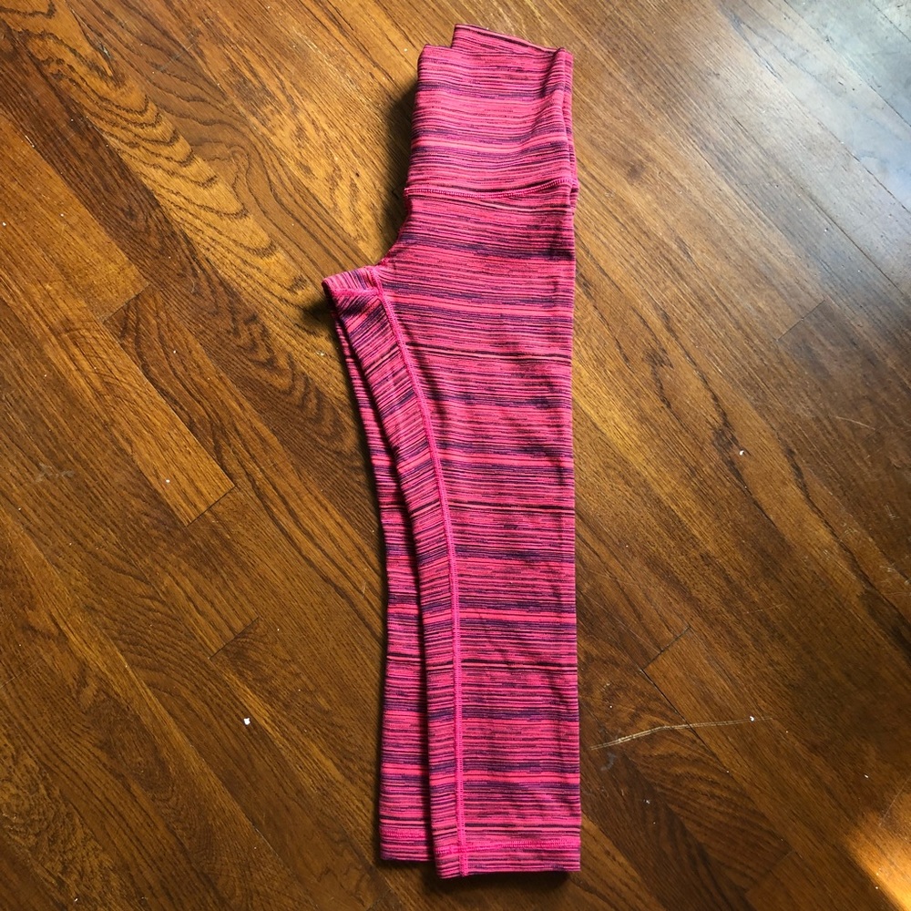 Lululemon Wunder Under Crop - image 4